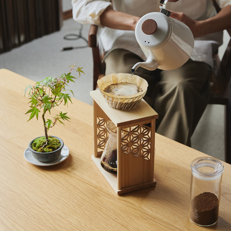 Hario - Drip Stand Set AYA - dripper ze stojakiem natural - obrazek 3