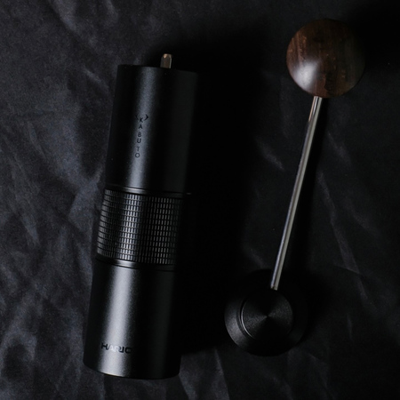 Hario - Kabuto Czarny - Młynek do kawy - obrazek 5