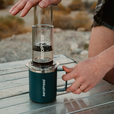 AeroPress - Travel Coffee Mug - Kubek termiczny granatowy 350ml - obrazek 3